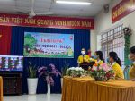 Bà Nguyễn Ngọc Kim Anh Bí thư chi bộ- Hiệu trưởng nhà trưởng phát biểu tuyên bố khai giảng năm học 2021-2022